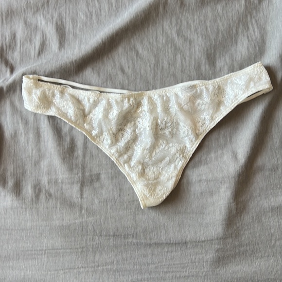 NWT Victoria’s Secret panty bundle!! - Picture 6 of 9
